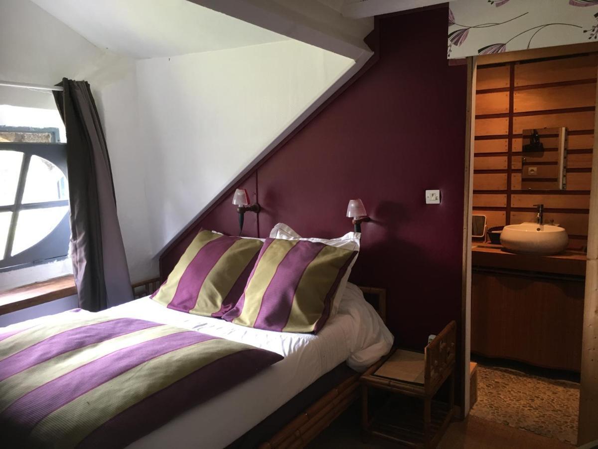 Bed and Breakfast Chateau De La Chasse-Guerre Hardanges Экстерьер фото